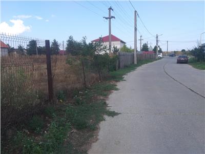 Corbu, șoseaua principala la intrare în localitate,teren 1250 mp de vanzare 